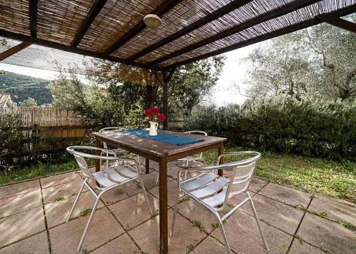 La Baia Di Bagnaia Apartment *